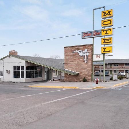 Oyo Silver Spur Burns Hwy 20 エクステリア 写真