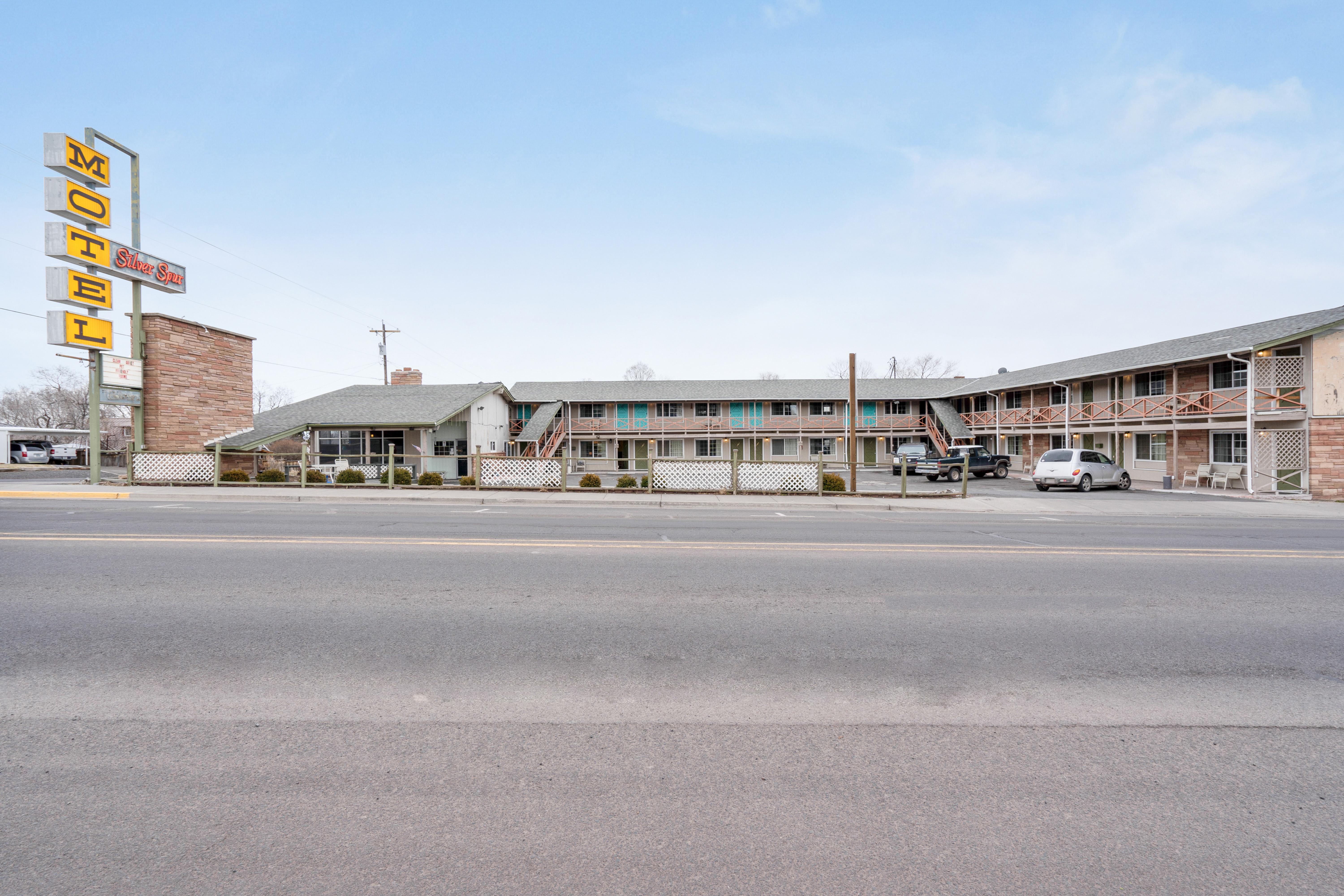 Oyo Silver Spur Burns Hwy 20 エクステリア 写真